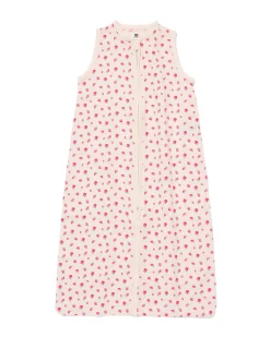 babyslaapzak mouwloos mousseline 0.5tog aardbeien lichtroze