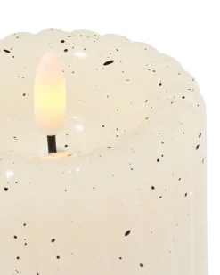 led-kaars stompkaars ⌀7.5x10cm ribbel spikkel ivoor